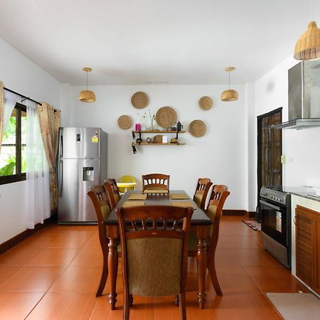 Beachfront Pool Villa หาดกมลา ภายนอก รูปภาพ