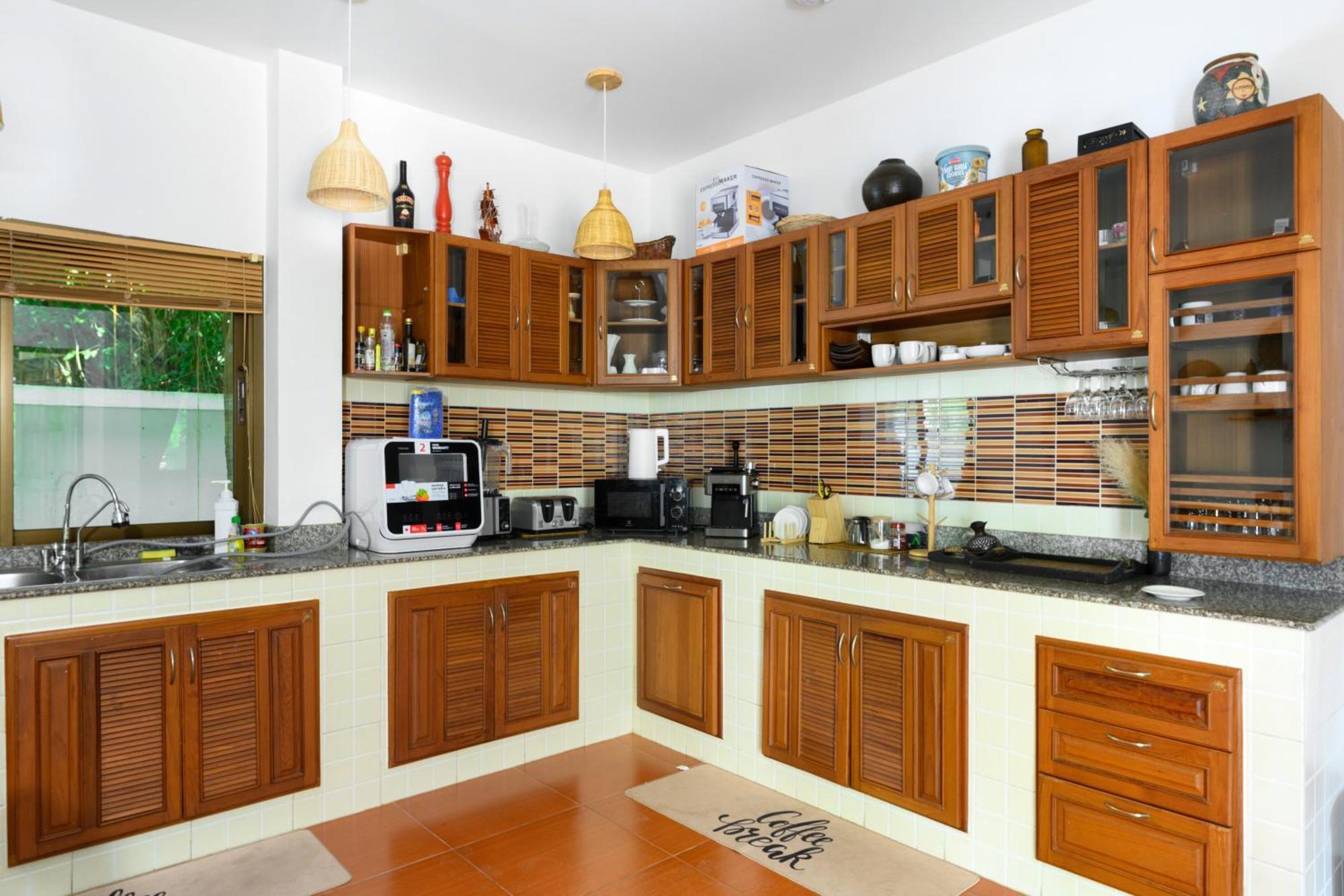 Beachfront Pool Villa หาดกมลา ภายนอก รูปภาพ