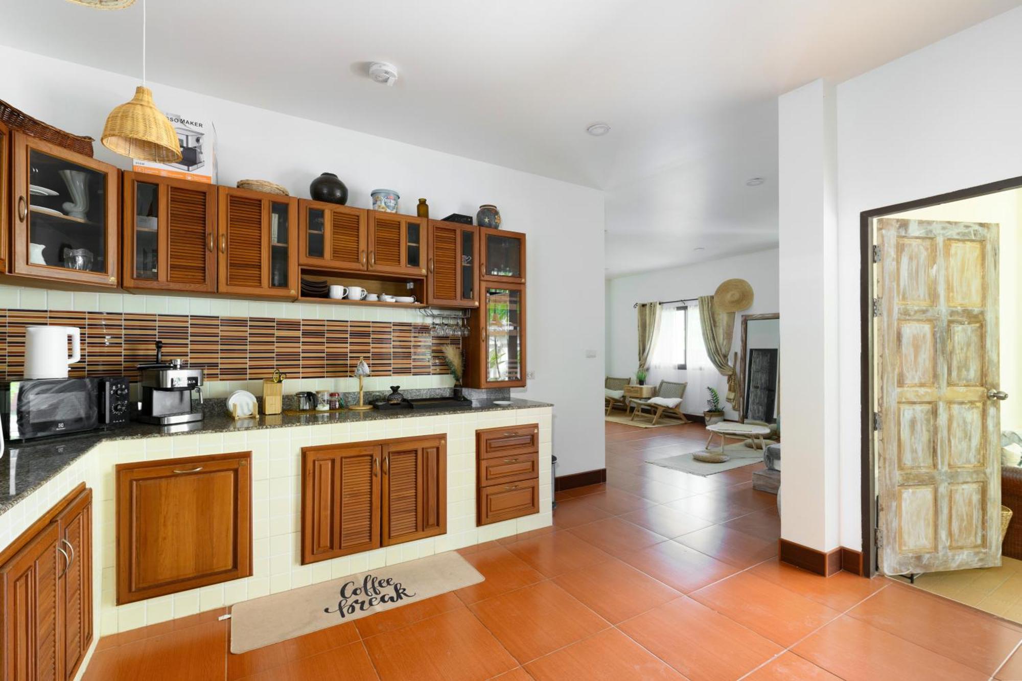 Beachfront Pool Villa หาดกมลา ภายนอก รูปภาพ