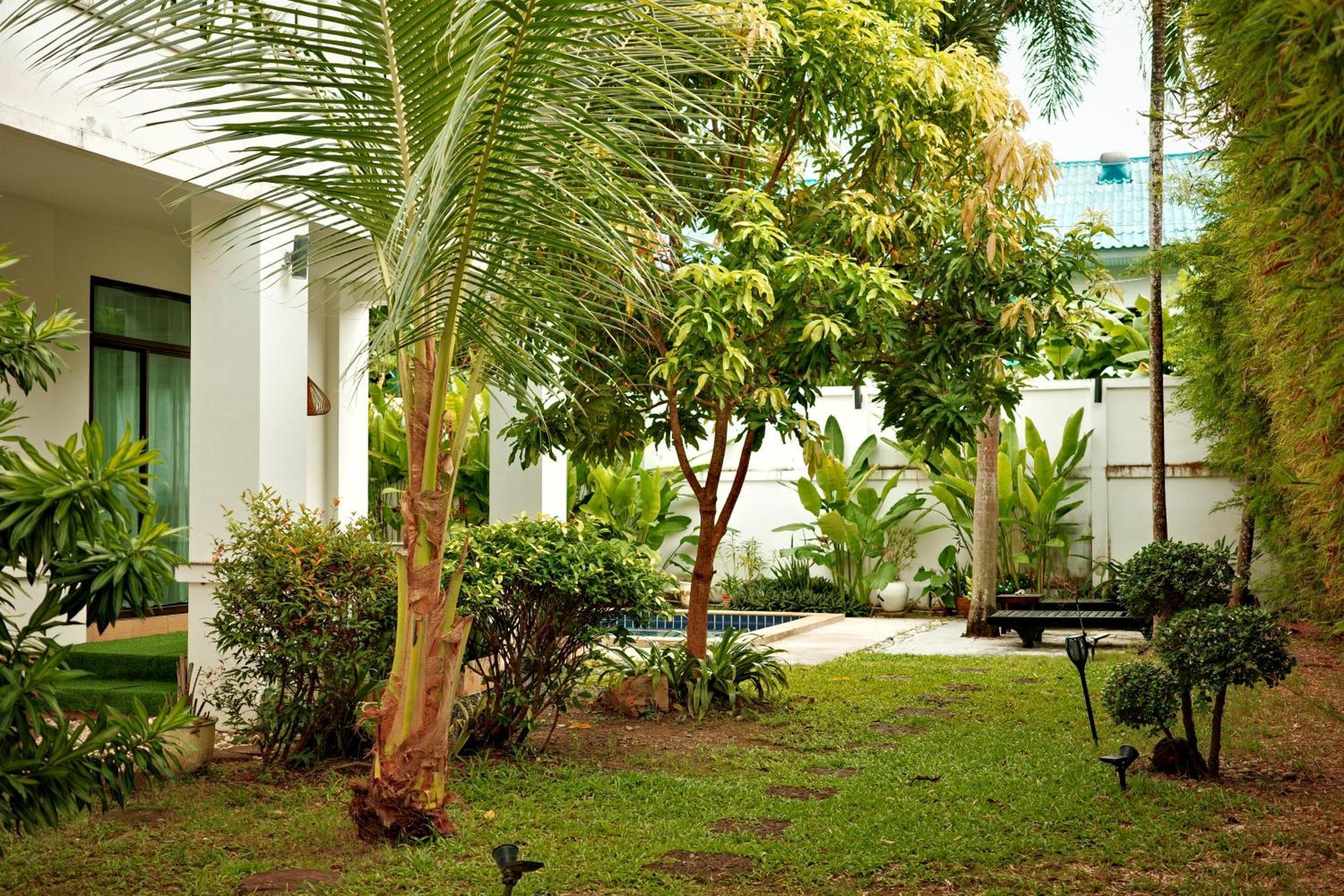 Beachfront Pool Villa หาดกมลา ภายนอก รูปภาพ