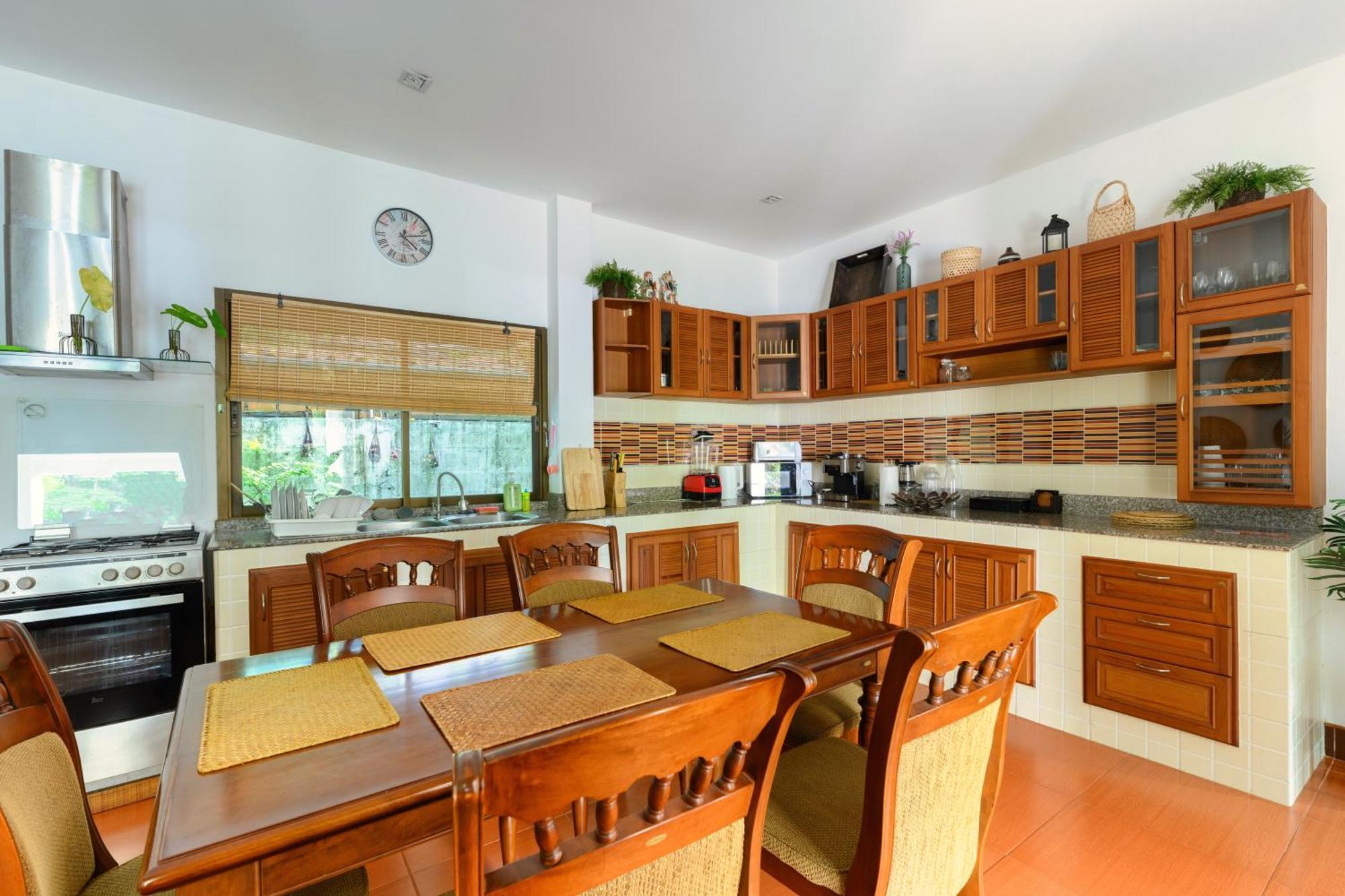 Beachfront Pool Villa หาดกมลา ภายนอก รูปภาพ