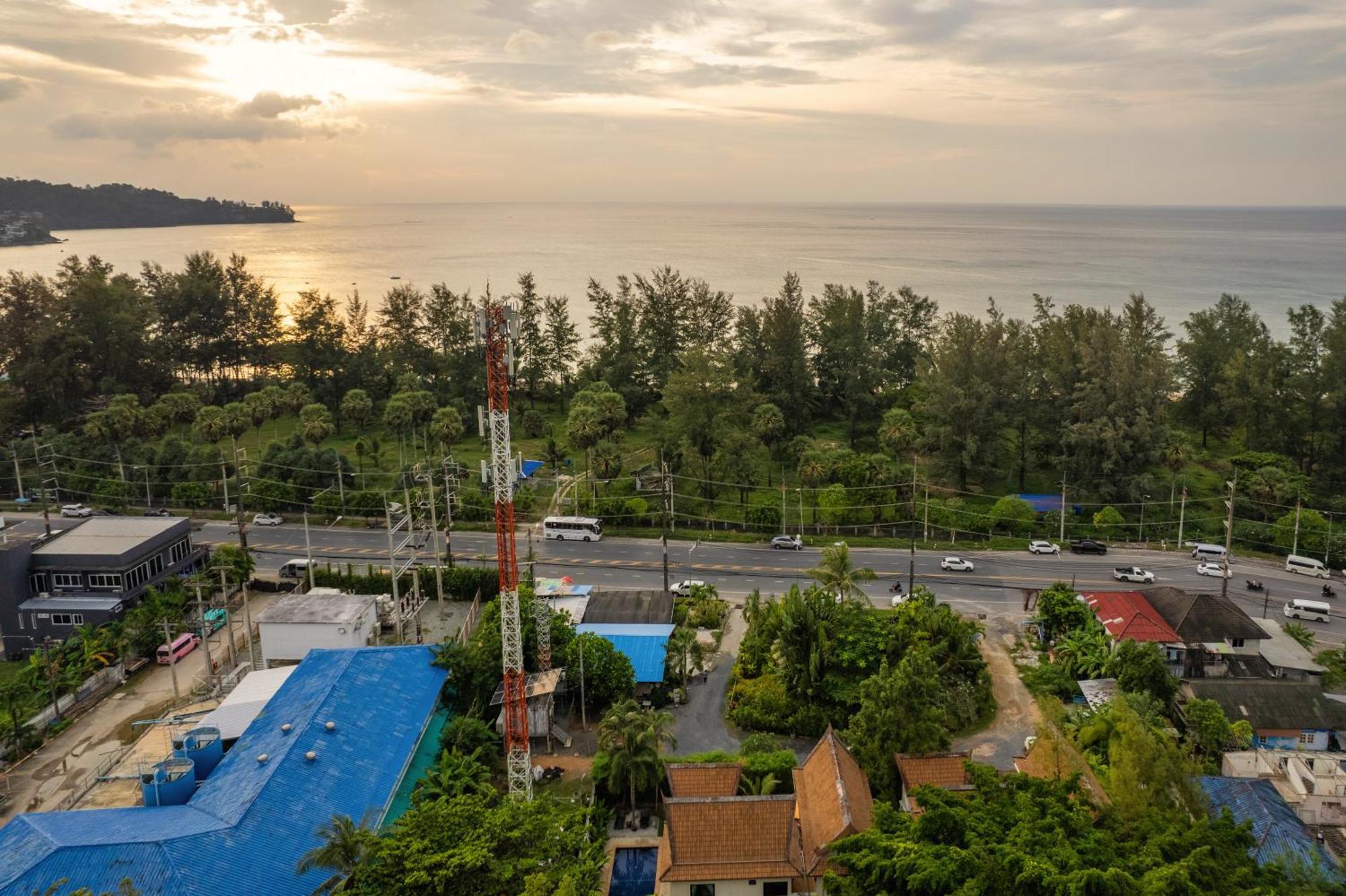 Beachfront Pool Villa หาดกมลา ภายนอก รูปภาพ